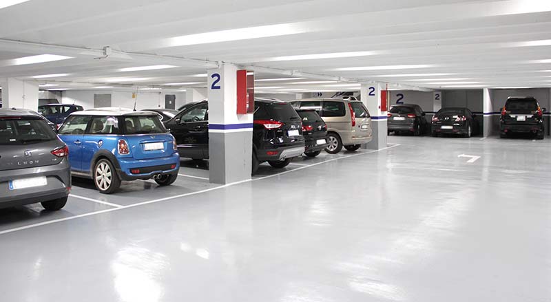 parking amplio en Barcelona