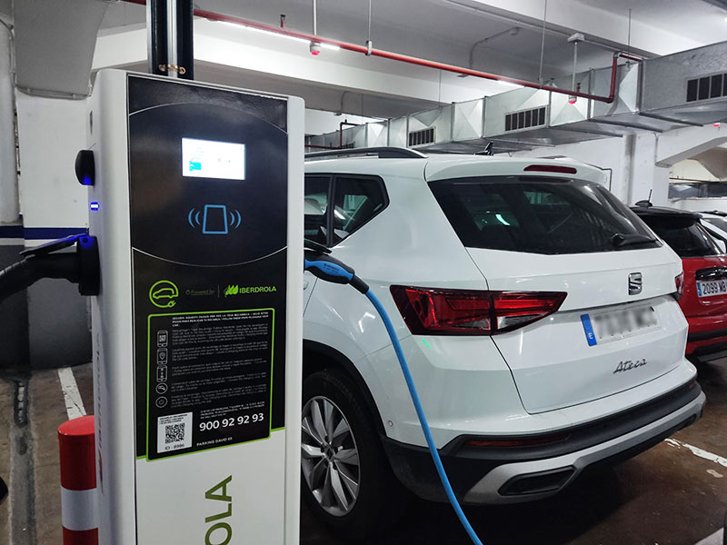 parking para coches eléctricos en Barcelona